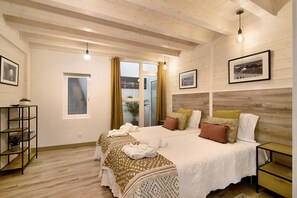2 chambres, fer et planche à repasser, Wi-Fi gratuit, draps fournis