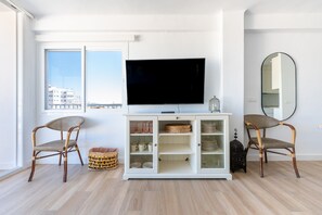 Interior - Apartment 'Piso Estrella 031' with Private Terrace, Wi-Fi and Air Conditioning (Torre del Mar)