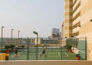 ملعب رياضي
