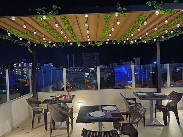 شرفة/رواق
