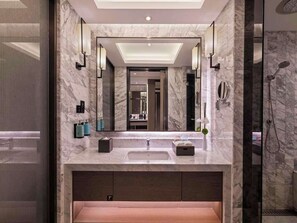 Bathroom - Novotel Kunshan Hi Tech (Suzhou)