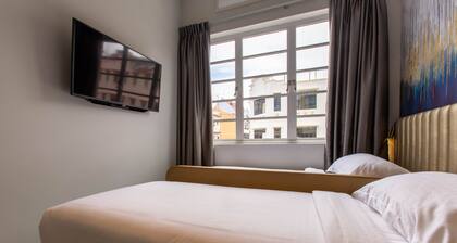 Ibis Budget Singapore Gold