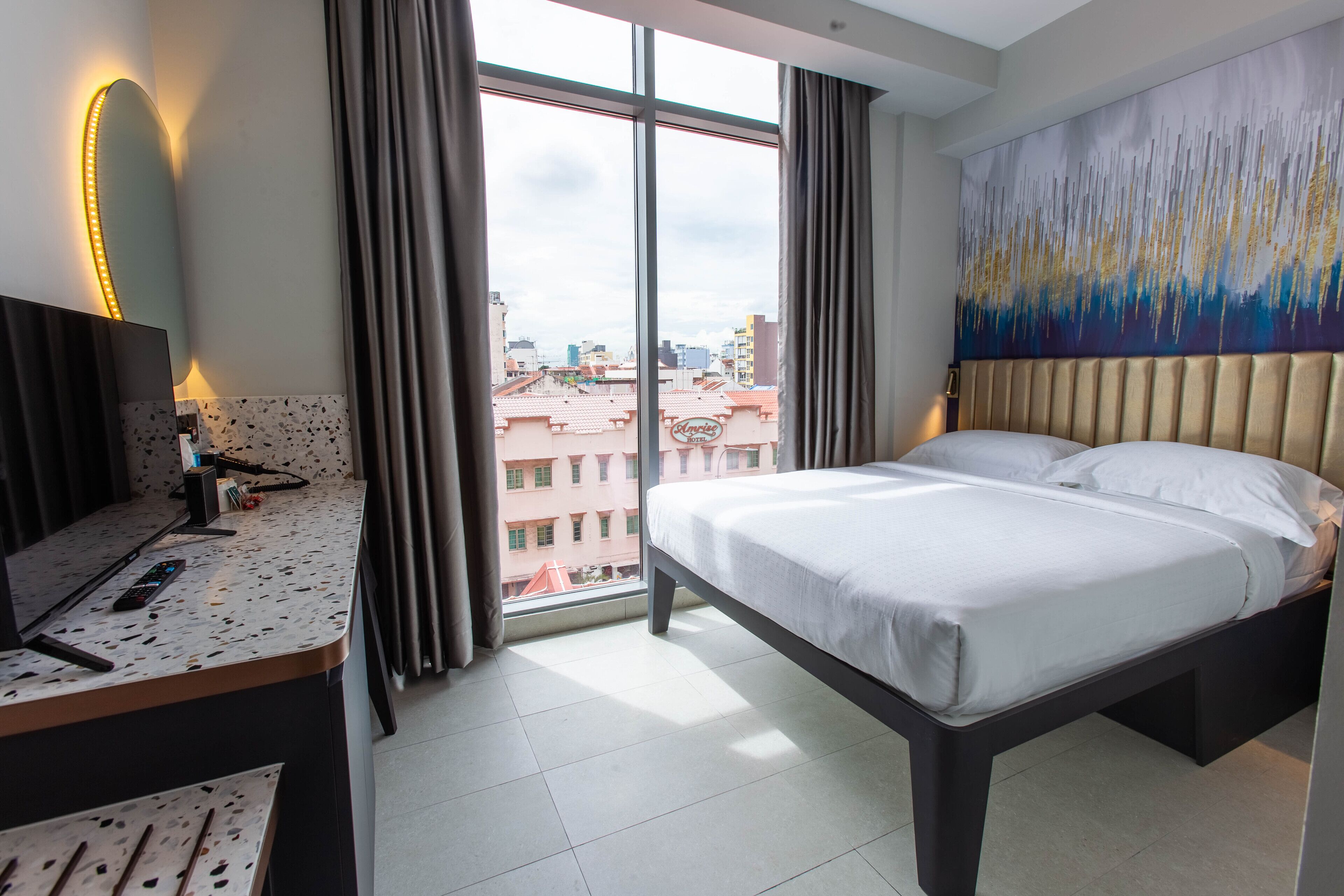 Deluxe Double Room, 1 Katil Kelamin (Double) | Meja, langsir/tirai gelap terus, Wi-fi percuma, cadar katil 