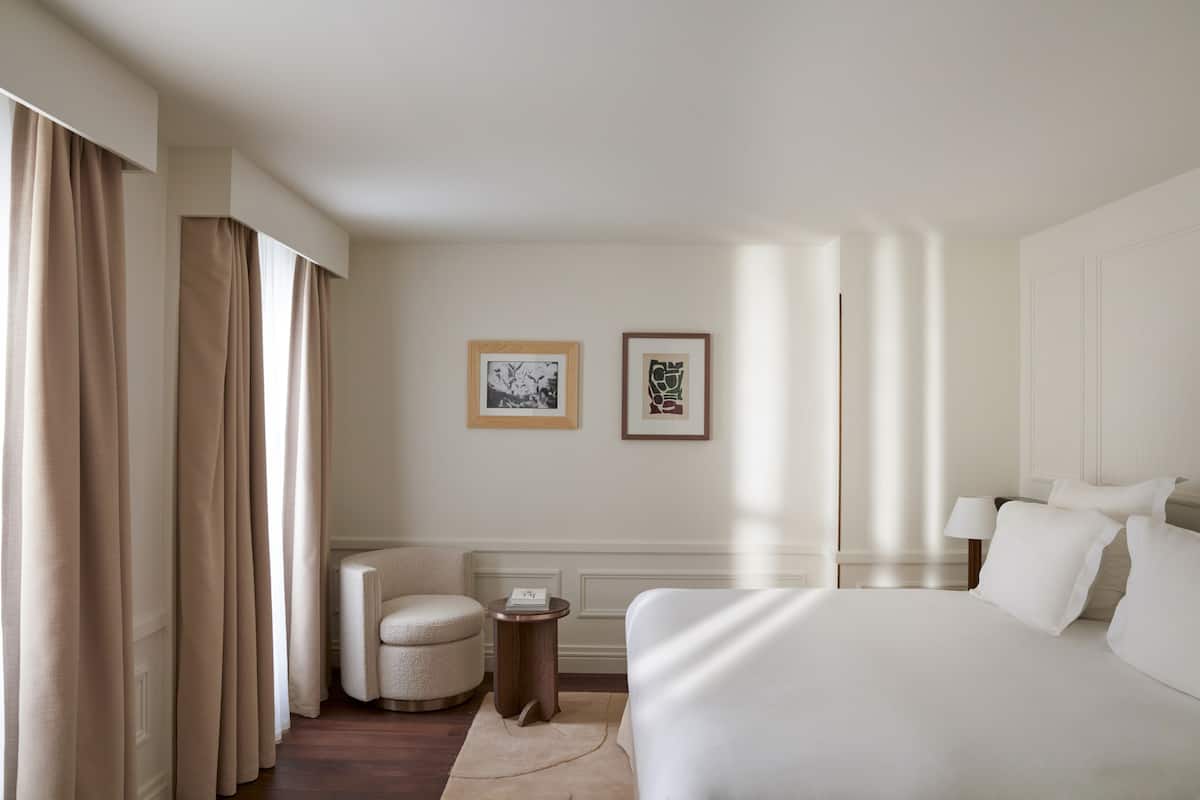 Deluxe Suite, 1 King Bed