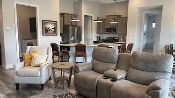 TV, fireplace, DVD player