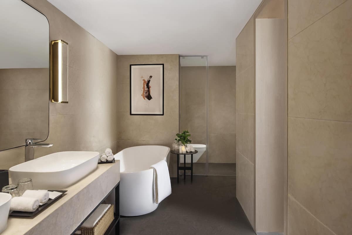 Coffre-fort, bureau, espace de travail pour ordinateurs portables