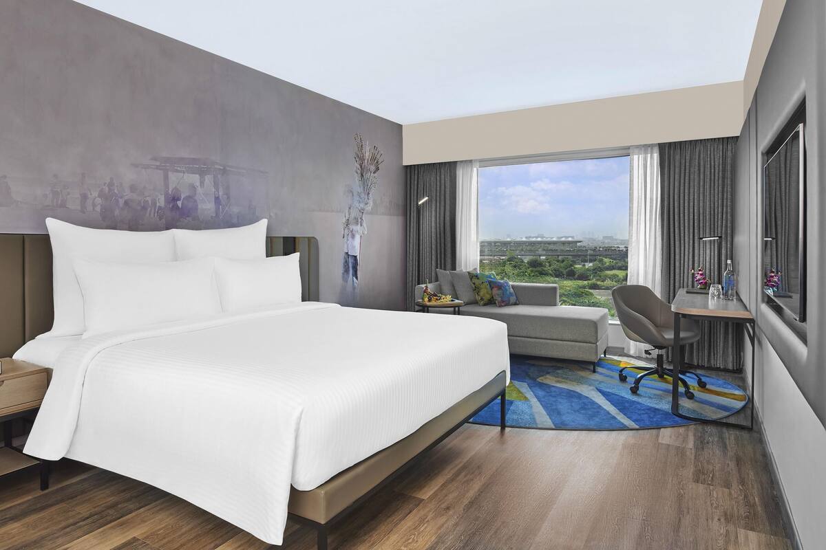 Executive King Bed Room With Cocktail Hours, Short Eats & 20% OFF On F&B And Spa | In-room safe, desk, laptop workspace, iron/ironing board