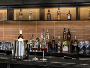 Bar (en el alojamiento)