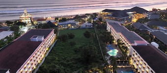 Grand Mercure Bali Seminyak