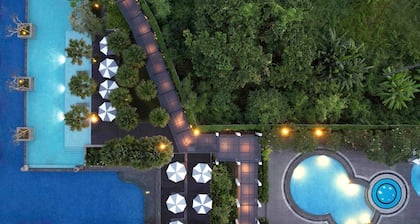 Grand Mercure Bali Seminyak