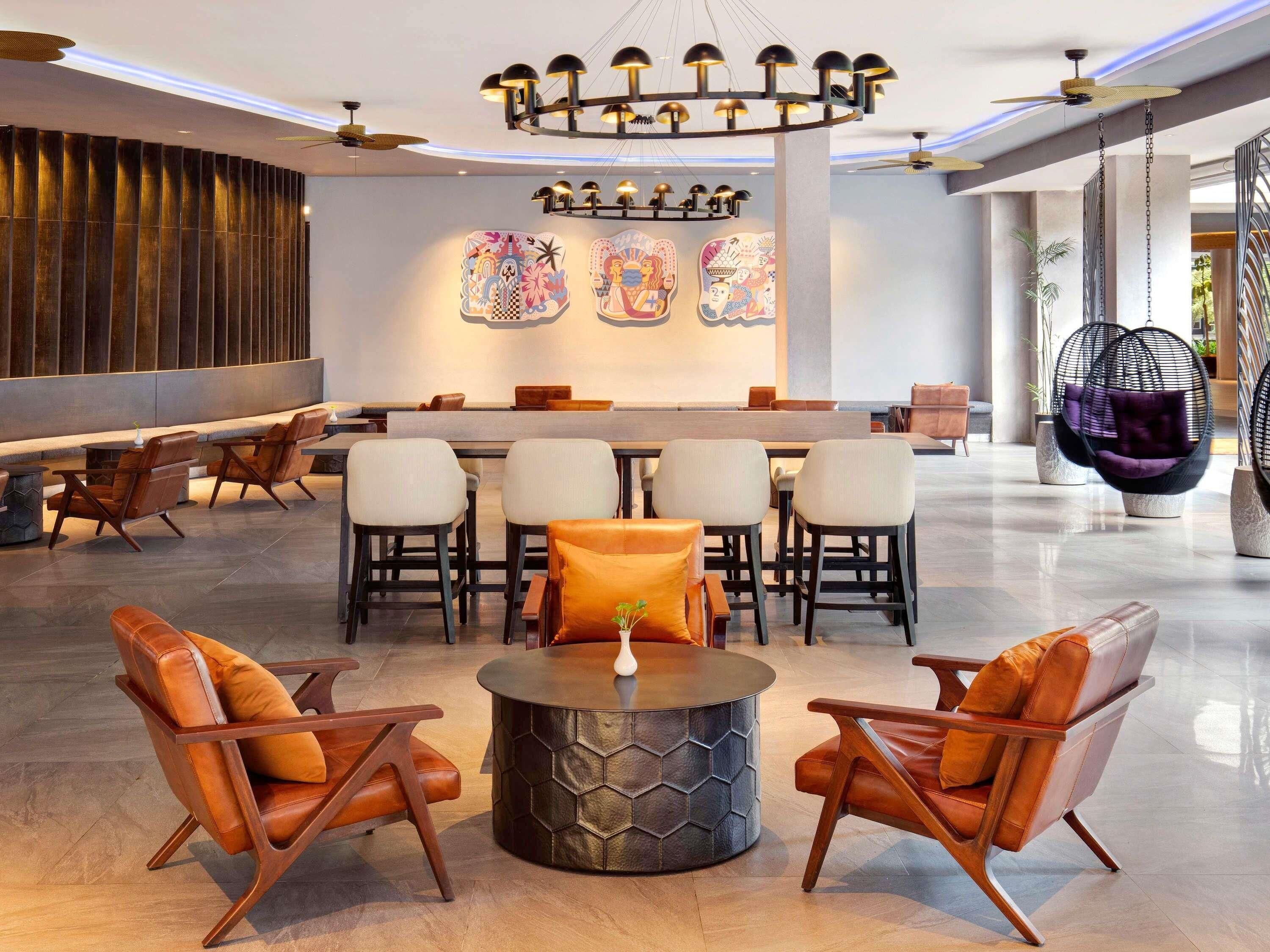 Bar (trong khuôn viên)