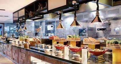 Grand Mercure Bali Seminyak