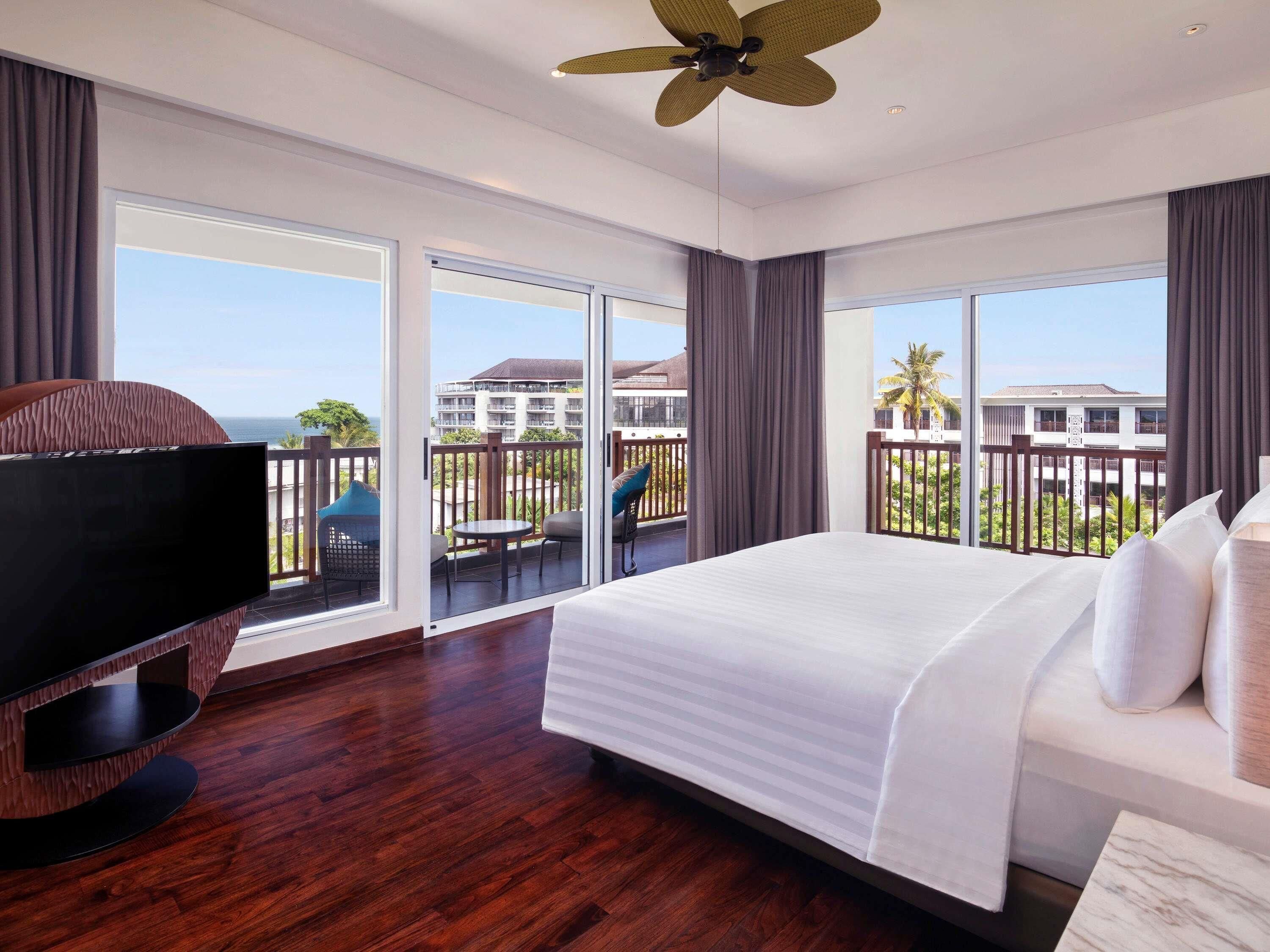 行政套房, 1 張特大雙人床 | 客房內保險箱、書桌、筆電工作空間、熨斗/熨衣板