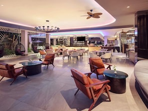 Bar (on property) - Grand Mercure Bali Seminyak (Seminyak)