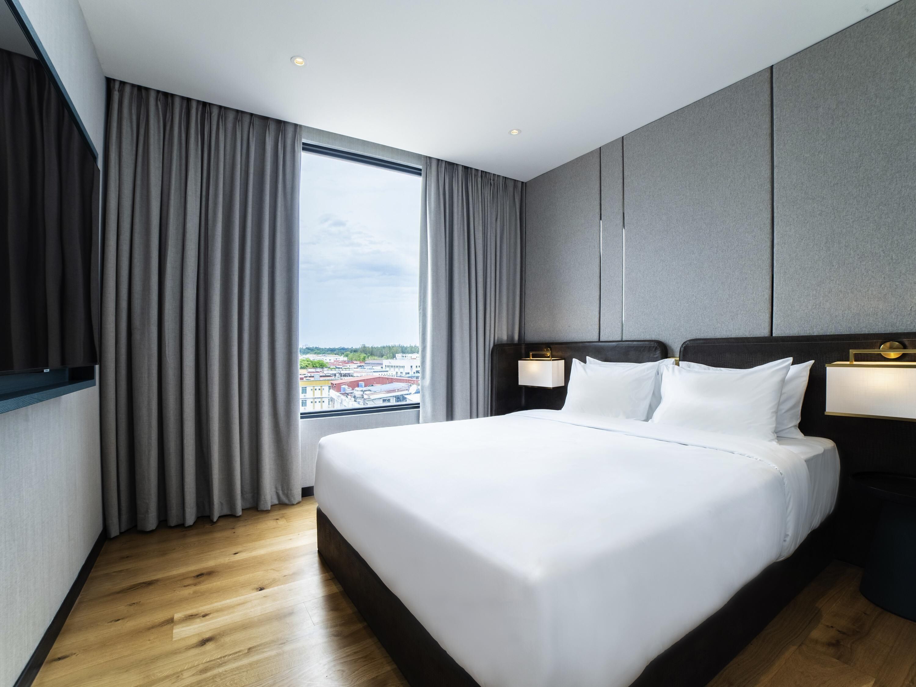 Coffres-forts dans les chambres, rideaux occultants