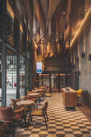Café. Mercure Miri City Centre