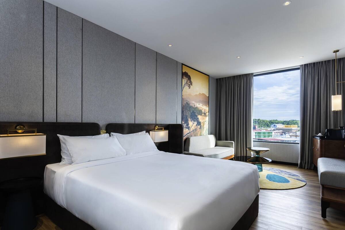 Junior Suite with 1 King Size Bed