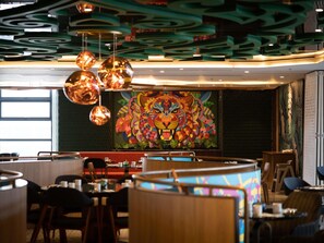 Daily buffet breakfast for a fee - Mercure Miri City Centre (Miri)