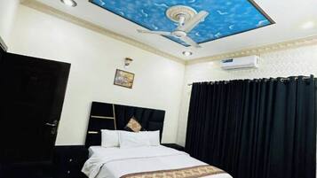 2 bedrooms, minibar, soundproofing, free WiFi