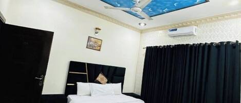 2 bilik tidur, bar mini, kalis bunyi, Wi-fi percuma