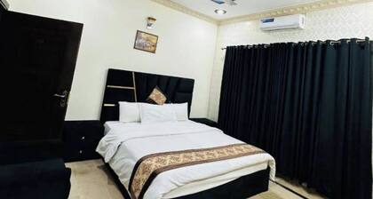 Pearl Galaxy Family Guest House