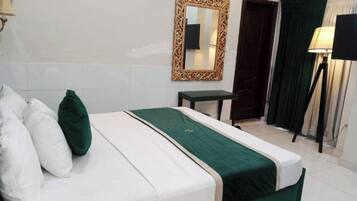 2 bedrooms, minibar, soundproofing, free WiFi