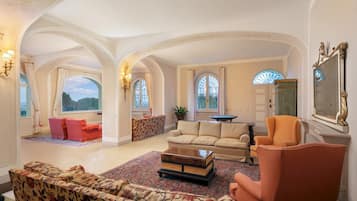 Villa | 12 Schlafzimmer