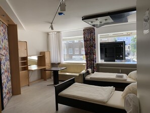 Comfort-Apartment | 3 Schlafzimmer, Allergikerbettwaren, Schreibtisch