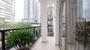 Kamer, 1 twee- of 2 eenpersoonsbedden | Een bureau, gratis wifi, beddengoed