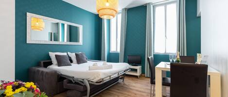 2 Schlafzimmer, Bügeleisen/Bügelbrett, Bettwäsche