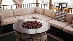 Property grounds - Casa Charleston+HOT TUB+Pet Friendly+No Pet Fee! (Albuquerque)