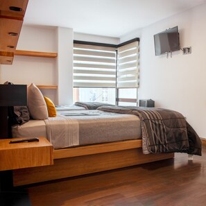 In-room safe, desk, free WiFi, bed sheets
