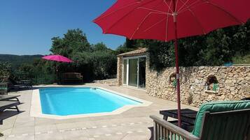 Piscine extérieure