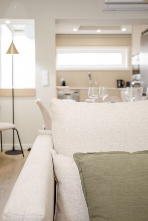 Apartment | Living area - Liiiving in Porto-Uptown Pearl Apartment (Porto)