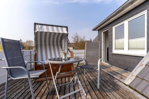Outdoor dining - Ferienwohnung Dünenzauber (St.Peter Ording)