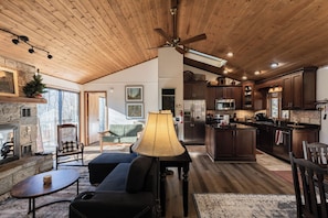 Unclassified image, 2 of 34, button