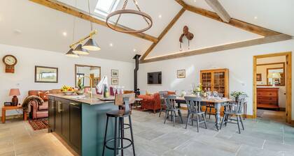 3 bedroom accommodation in Watton