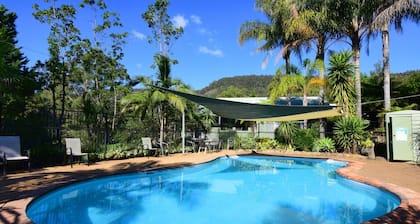 Beau Cabin - One Bedroom Cabin on Golf Course