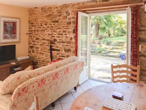 Living area - Degas - Dinan, charming riverside apartment (Dinan)