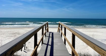 Secluded Dunes, gulf front w/heated pool, private beach access!