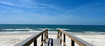 Secluded Dunes, gulf front w/heated pool, private beach access!