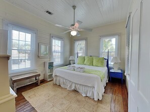 5 Schlafzimmer, Bügeleisen/Bügelbrett, WLAN, Bettwäsche