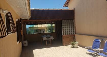 Beautiful house, 3 bedrooms, 2 suites with gourmet terrace, 650m from the beach, 300 from Shop.