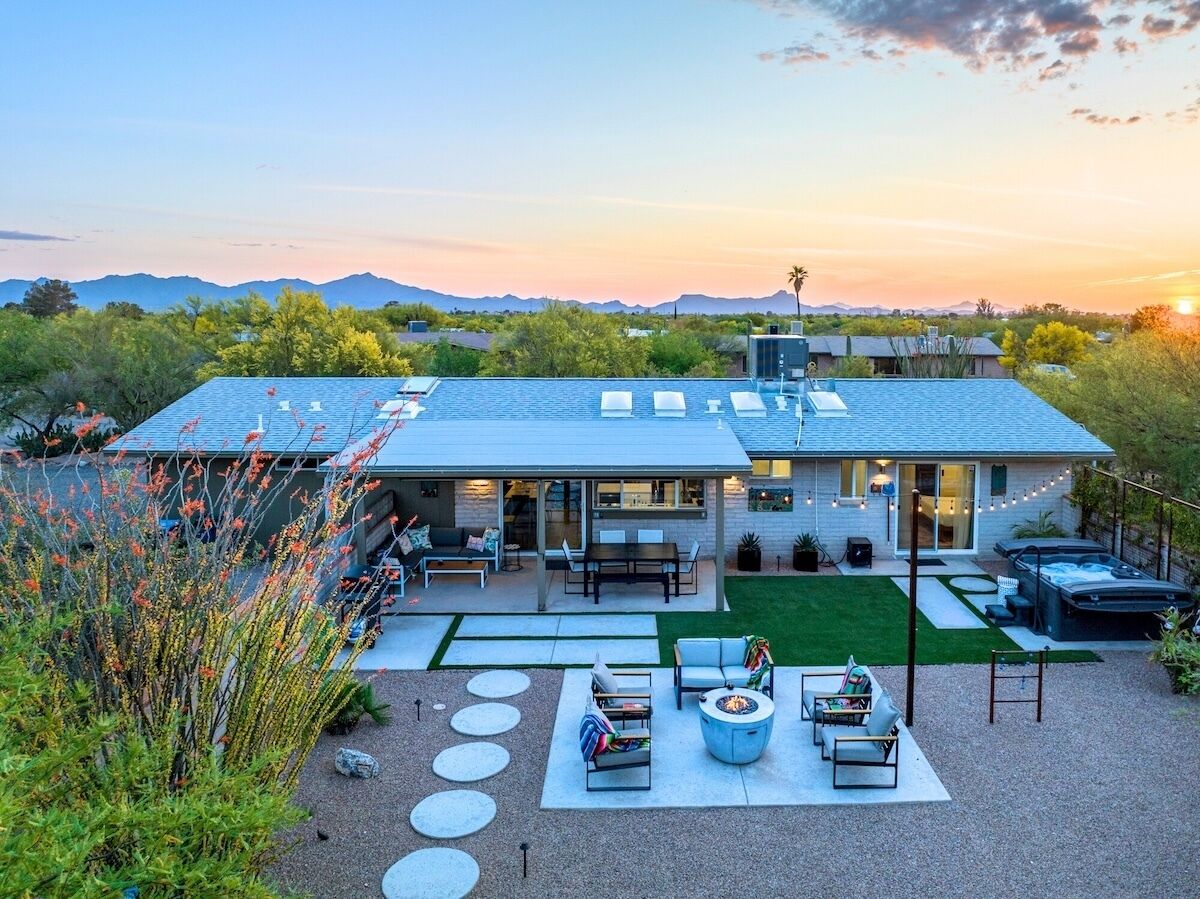 تناول الطعام بالخارج