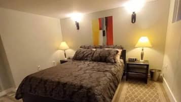 1 bedroom, iron/ironing board, travel cot, free WiFi