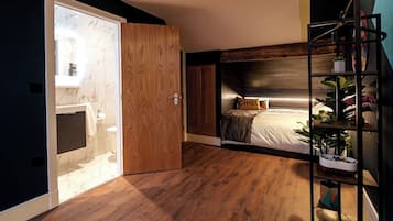 2 dormitorios, tabla de planchar con plancha, wifi y ropa de cama