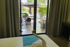 Family Double or Twin Room | Minibar, desk, free WiFi