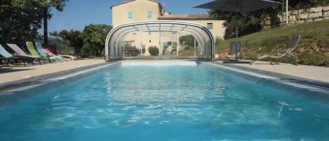 Piscine extérieure