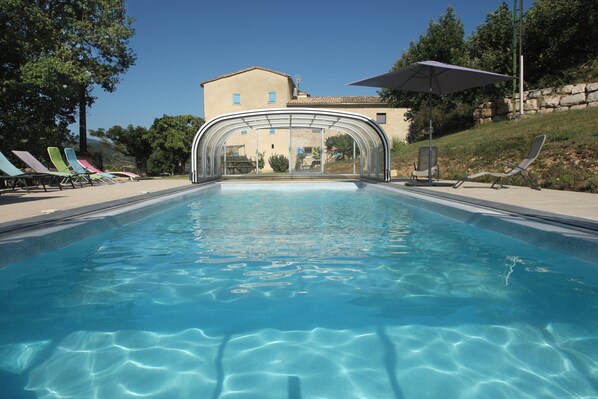 Piscine extérieure
