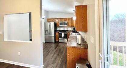NEW! Luxury 3 bedroom Cooper House!